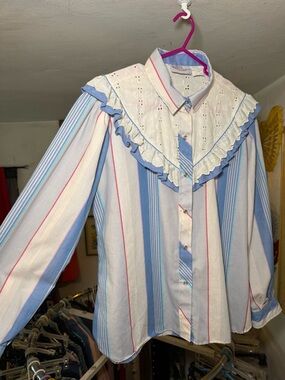 Pearl Snap with a Ruffle Neckline - Kenny Rogers Western Collection By KARMAN